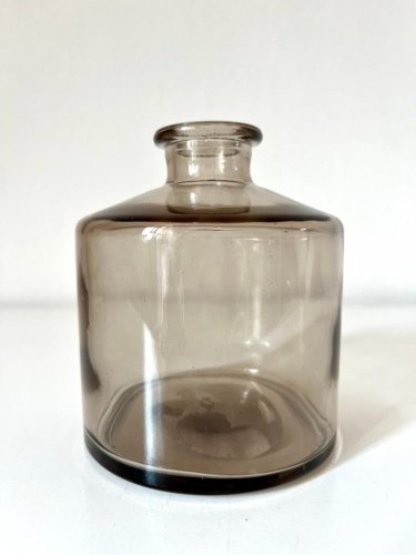 Béžová vázička